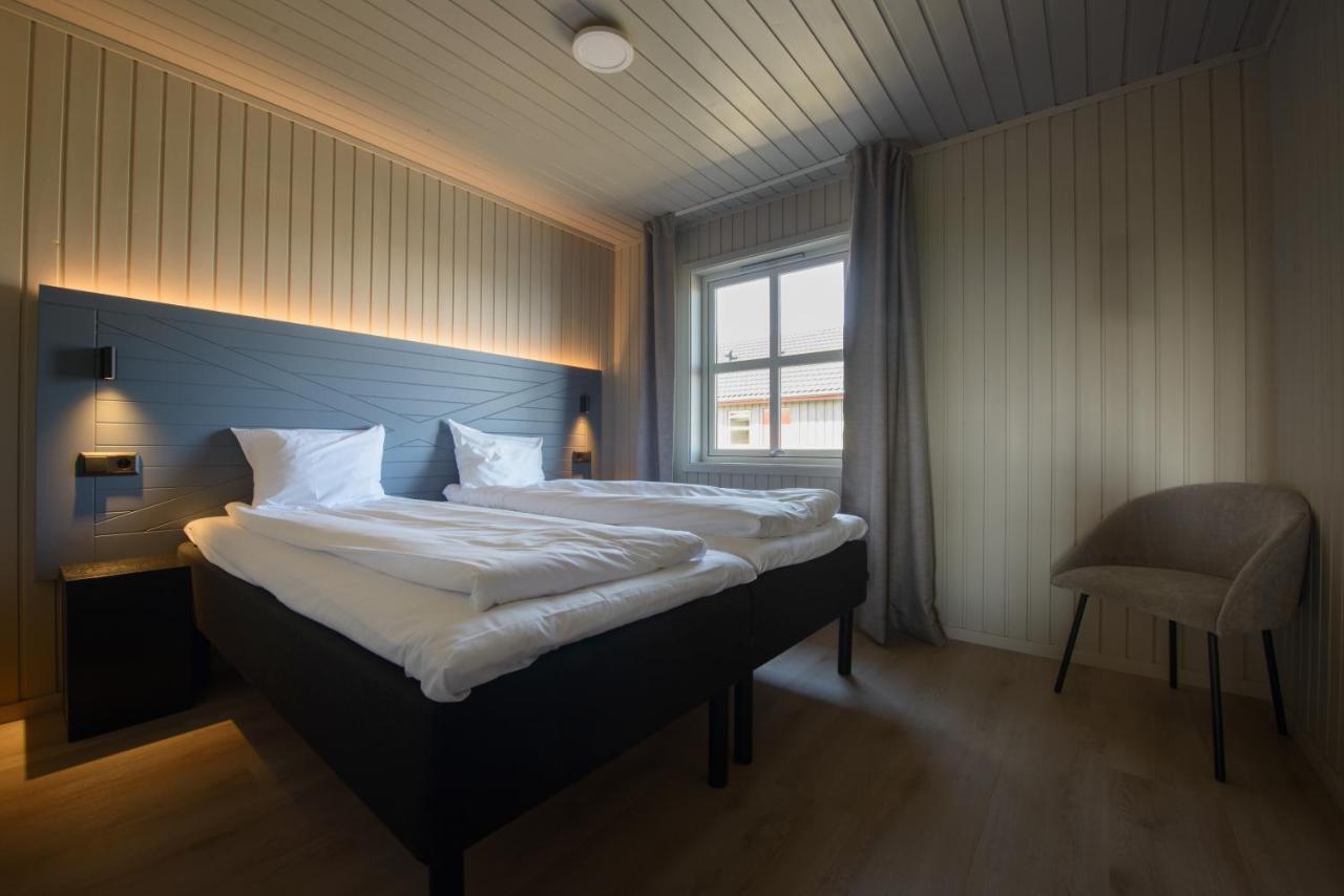 Gronnbuene Rorbu Hotel อัมเดเนส ภายนอก รูปภาพ