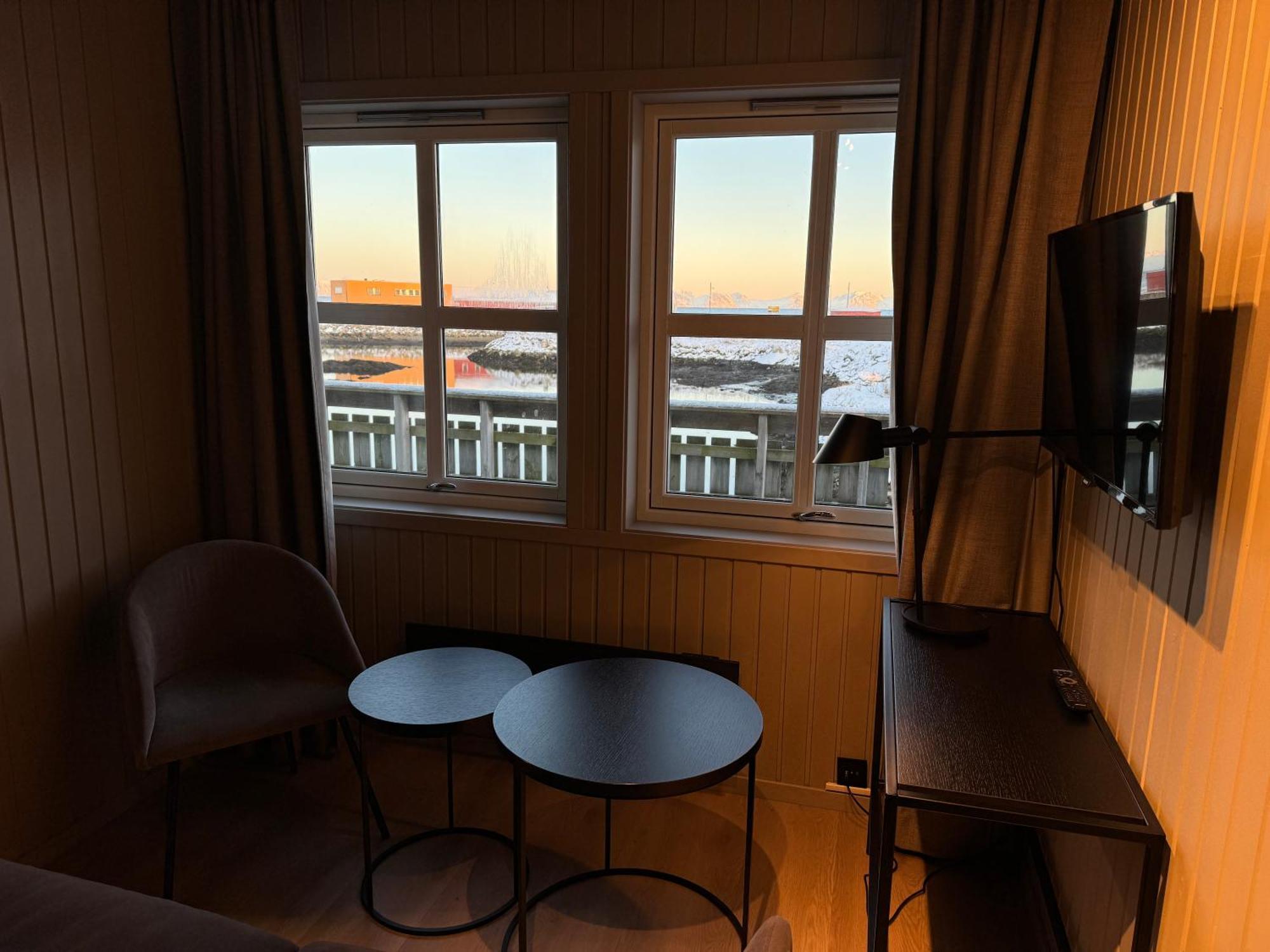Gronnbuene Rorbu Hotel อัมเดเนส ภายนอก รูปภาพ